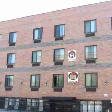 The Vue Inn Brooklyn Hotel Exterior