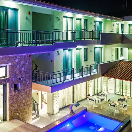 Core Hotel Polychrono