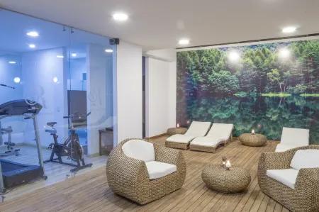 Hotel Apartamentos Regency la Feria Отели рядом с достопримечательностью «Университет Насьональ де Колумбия»