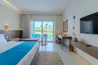 Casa Blue Resort Hotels near Abu Dabbab