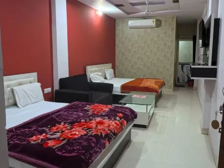 Hotel Aapno Shyam And Restaurant Отели в г. Сикар