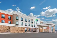 Holiday Inn Express & Suites Trinidad