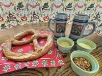 Free Wood! Walk to Town! Hot Tub, Arcade Pub, Fire Pit! Private, Gated Community