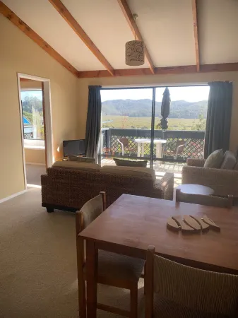 The Retreat Bay of Islands