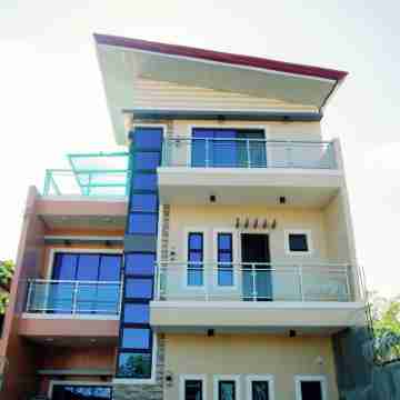 Rb's Three Storey House Hotel Exterior