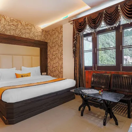 Pax Hotel Sunrise Inn