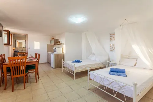 Mani Summer Escape - Spacious Home, Fully equipped