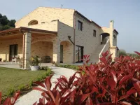 CasalFarano Các khách sạn gần Convento San Vincenzo
