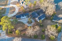 Stunning Lakefront Sanctuary: Your Perfect Getaway Hotels near Walmart Supercenter