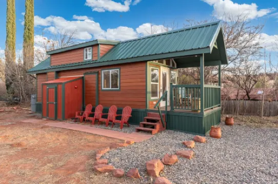 NEW Moondance Majestic Mini Cabin Cathedral Rock