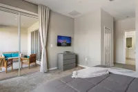 3BR up to 8 People at Champions Gate