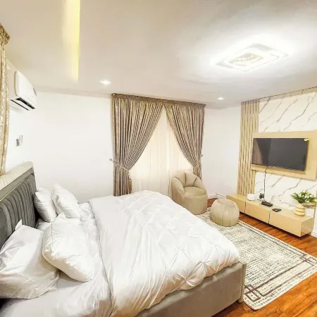 Kolebus Luxury Apartment