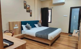 Hotel Bhavya