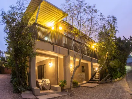 Mackaya Bella Guest House Отели в г. Bluff