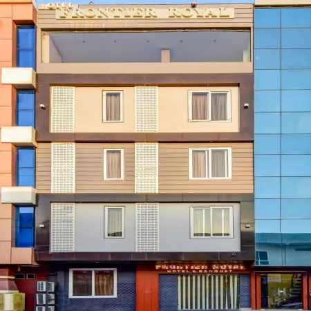 Hotel Frontier Royal