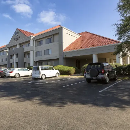 DoubleTree Suites by Hilton Hotel Nashville Airport