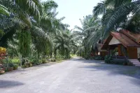 Nampueng Resort Hotels in Sawi