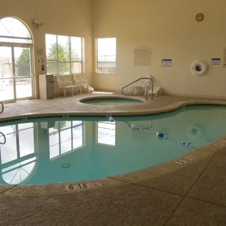 Baymont Inn & Suites by Wyndham Holbrook