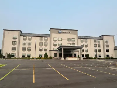 Best Western Byron Center Hotels in der Nähe von Calvin Klein