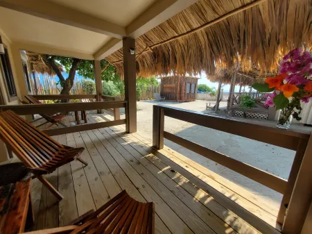 The Bounty Отели рядом с достопримечательностью «San Pedro Belize Express»