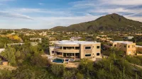 Sunbeam by AvantStay Elegant Private Desert Home w Infinity Pool Spa View Hotels near Retablo