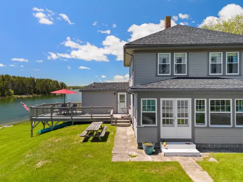 Waterfront Access and Stunning Ocean Views - Charming Maine Retreat Hotels in Saint George