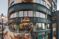 Bratus阿克巴酒店 酒店