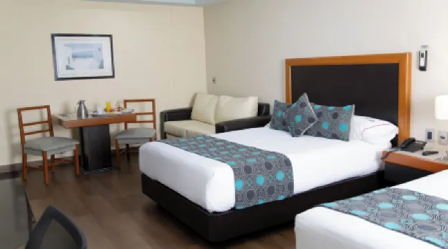 阿巴斯託斯廣場酒店