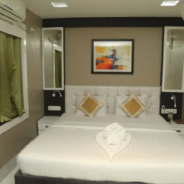 Hotel Geetanjali International Hotels near Sri Sri Thakur Anukul Chandra Satsang Ashram