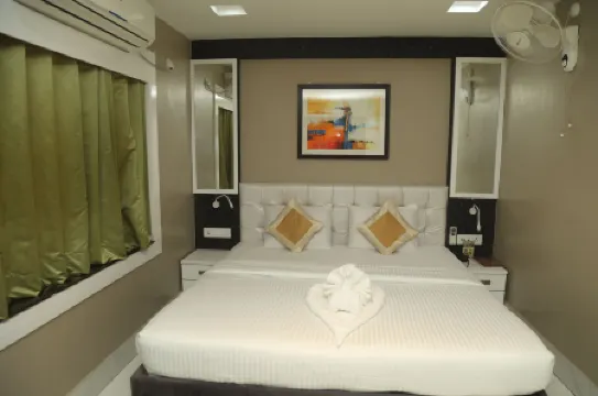 Hotel Geetanjali International