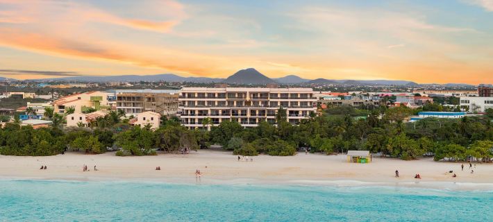 O Condominium Beachfront Residences, by Bocobay Aruba Hotels in Oranjestad