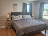 Clean-Cozy-Comfy. Steps to the Ocean in Salisbury Beach! Hotels in Salisbury