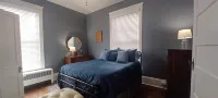 Charming 2-bedroom apartment in quiet downtown neighborhood in Petersburg