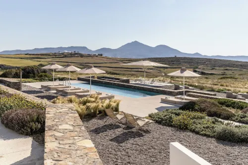 Korfi de Milo Hotel di Milos