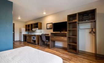 WoodSpring Suites Panama City Beach