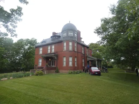 Johnstone Mansion Отели в г. Ли