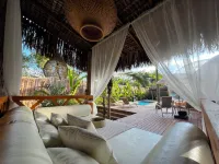 Zion Bubble Glamping Hotels near Ponta do Sambaqui Beach