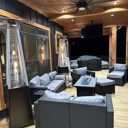 Stunning 4-bedroom house with amazing outdoor space and dock in Double Springs.