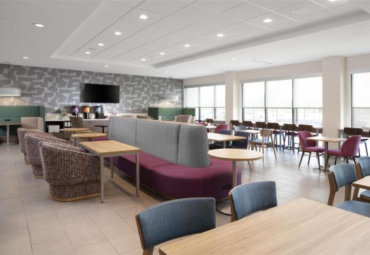 홈2 스위트 바이 힐튼 달라스 이스트