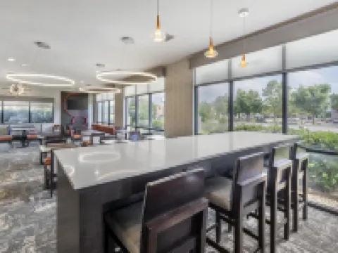 Best Western Plus Castlerock Inn  Suites Hotels in Bentonville