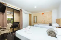HOTEL COLORES BOUTIQUE