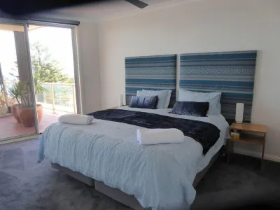 Beachfront 3 Bed 2 Bath Apartment. We offer complimentary internet + Netflix