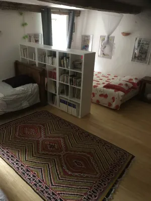 Into the wild: Charming house, surrounded by nature, large private pool. Hotel a Drome