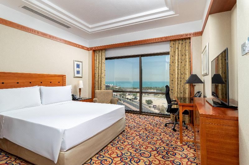 Holiday Inn Kuwait Over view