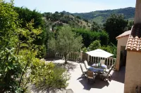 Collioure - 4 bed modern villa with private heated pool and great views Hotel a Collioure