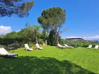 Romantic Barn with private terrace. External shared spaces: pool, garden, bbq Hoteles en Rignano sull'Arno