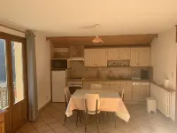 42 m2 apartment, ideal for a spa treatment in Brides or skiing in the 3 valleys.