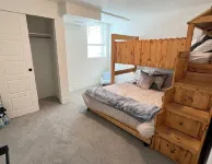 Spacious 5-bedroom house in welcoming Cottonwood Heights with AC, WiFi, Game RM.