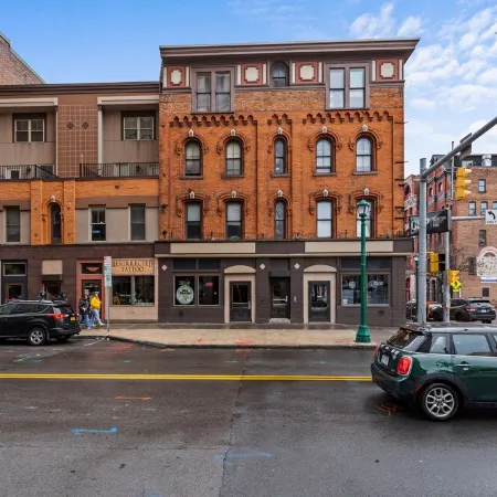 Perfect Blend of Convenience & Comfort in the heart of Syracuse NY