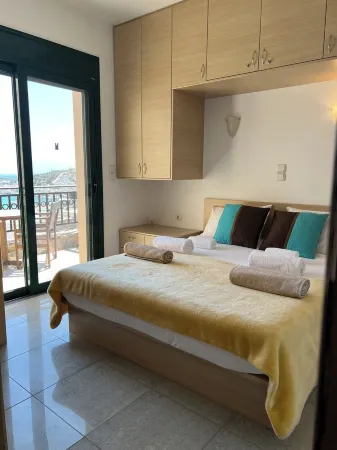 Villa Mavrikiano Has Breathtaking View of the Sea and Mountains + Private Pool. Отели рядом с достопримечательностью «Спиналонга»